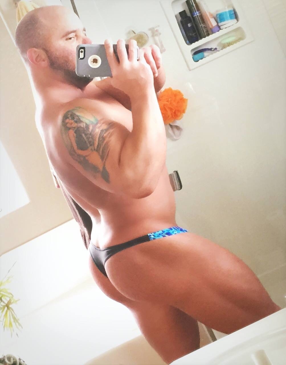 Passion des hommes en string