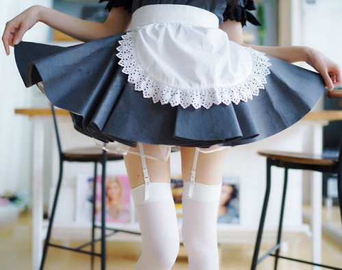 maid costume