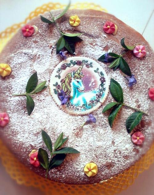 It’s my birthday and that’s an unicorn cake with pudding cream!I’m in love