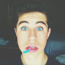 Beautyanash:  Ashley-Idk:  Nash’s Eyes Are Brighter Than My Future    His Eyes
