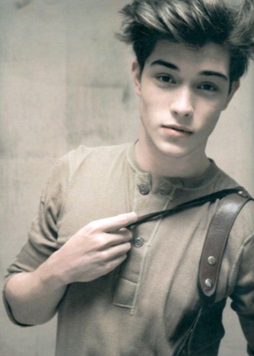 Francisco Lachowski porn pictures