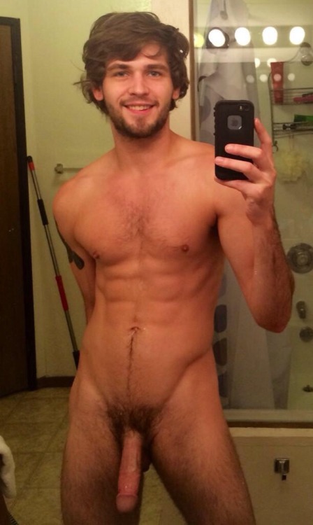 hipstermine: Hipstermine.Tumblr.Com/ All man, all hairy, all day! Bearded submissions welcome!