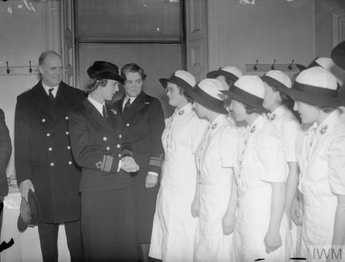 Wrens en route to Singapore (1941).  The Duchessof Kent (Commandant of the WRNS) and Albert Victor A