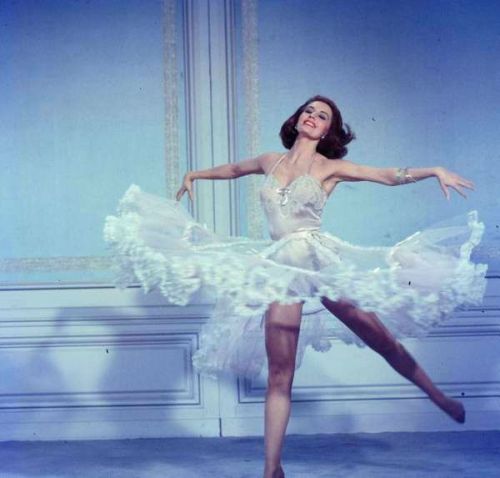 fitesorko:Cyd Charisse 