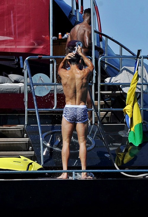 amazingmalenudity:Cristiano Ronaldo