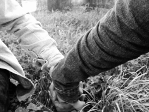 (un)broken.