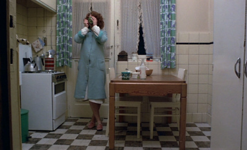  Jeanne Dielman, 23, quai du Commerce, 1080 Bruxelles (Jeanne Dielman, 23 Commerce Quay, 1080 Brusse