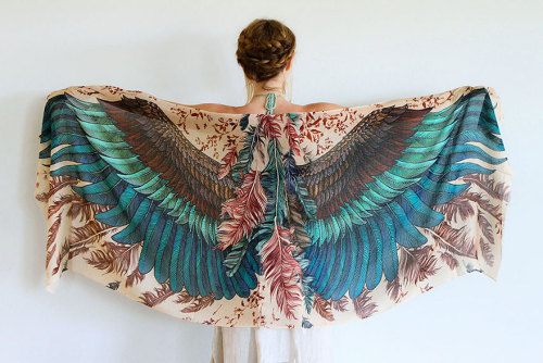 bestof-etsy: Stunning Conceptual Scarves Mimic the Wings of Birds Melbourne-based fashion designer R