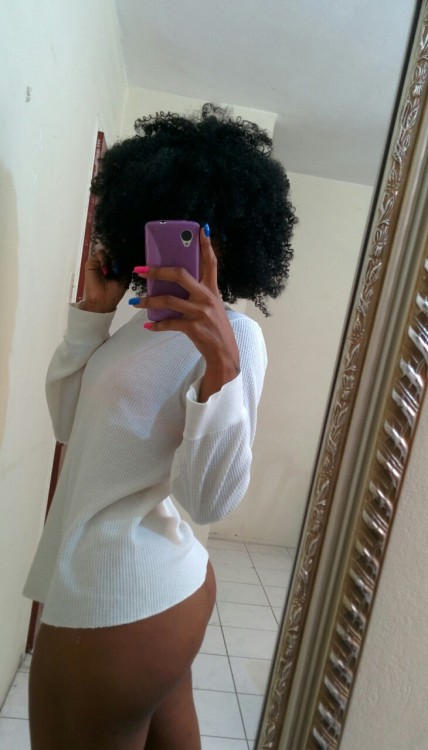 unclejack42:  knockingboots407:  jajisikennedy:  eyexclusive:  jajisikennedy:  the-face-of-bo:  jajisikennedy:  Girls wit fros  👊 👆 👌  Her nails are so cute!! Not to mention those curves!!  Thanks hunnie :)  I love how she covered her face. lowkey