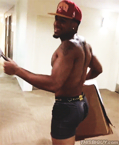 exposethajocks:  freddyskrueger:  basbhatass2521:  Forever reblog  YASS  Did anyone ever find out who this was?  