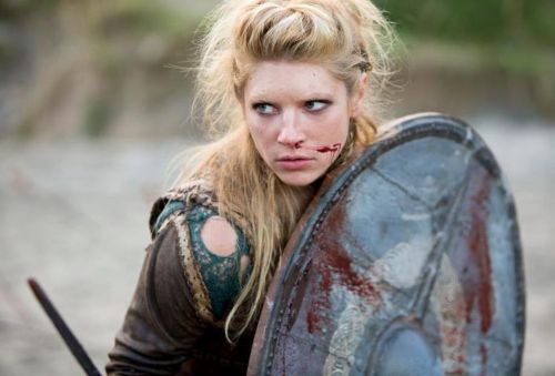 Remains from Viking Warrior's Grave Identified as Female