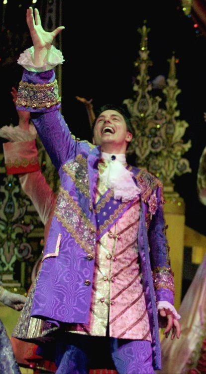 Post 38 of 51…37) what can I say, he loves doing Pantomime. and so do we all ;o). JB has star