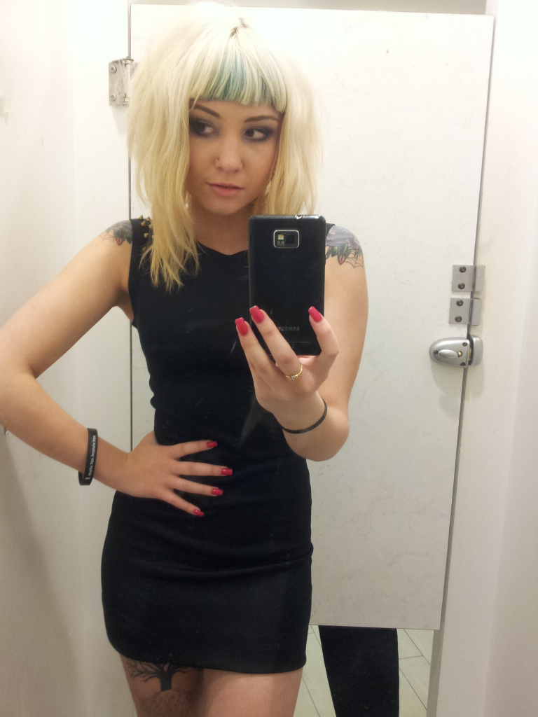 xeraf:  chlochloariadne:  This dress is perfect for my life. And by life I mean butt.
