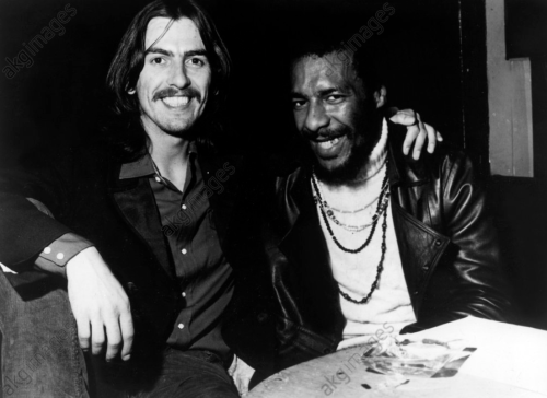 George Harrison and Richie Havens, 1969; photographer unnamed, photo © akg images.“I thought ‘Here C