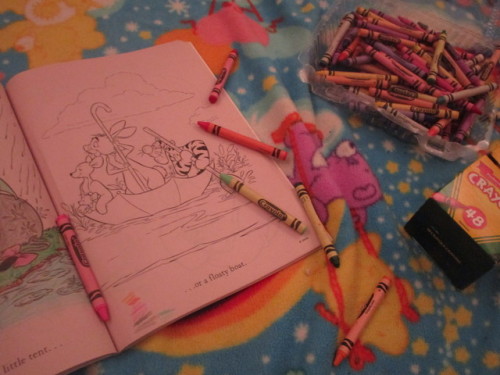 i luv to color!!