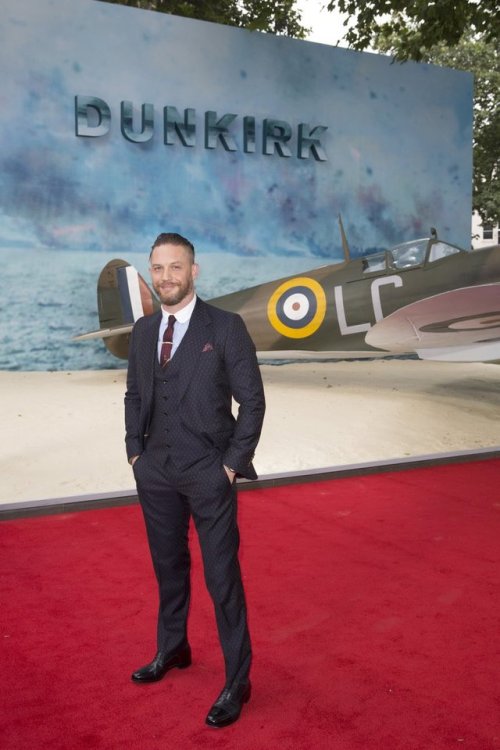 elijah120607: “Dunkirk“ Cast＠World Premiere.