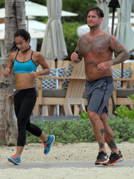 XXX renneta89: CM Punk & AJ Lee In Hawai  photo