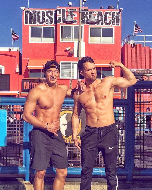Viva!Asian hunks!