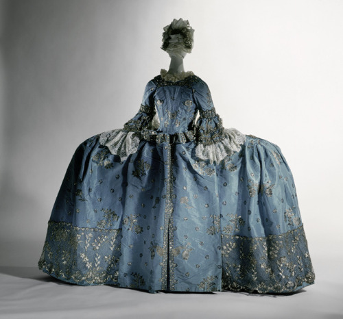 Court dress, c. 1750