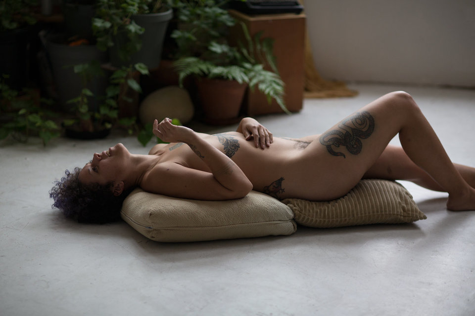 huffpostarts:  Raw Photo Series Asks People To Take Off Their Clothes And Discuss