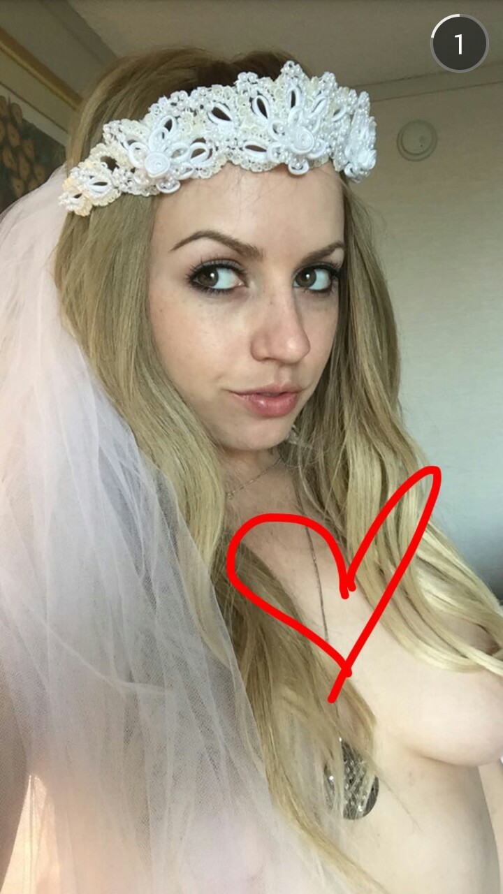 danpatrickphotography:  Lexi Belle snapchatz. She likes hardcore ðŸ‘ Real hardcore