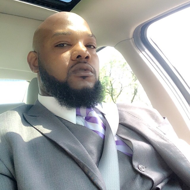 swagout26:  song4soul:  blackgaygifs:  thickums can get it - big, sexy and thick