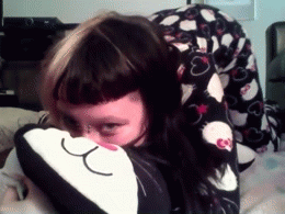 princesspiss:  im being a puppy ∪･ω･∪ 