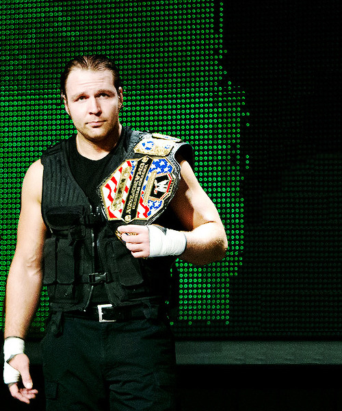 silvavanbelle:  Thought you guys deserved some Dean Ambrose spam….