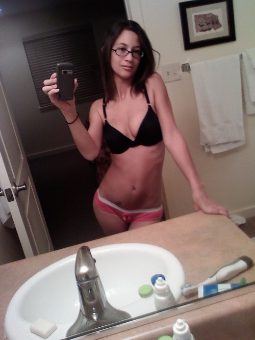 gfsharingfantasy:  Beth’s second time submitting to the blog! Great pictures. Submissions are always welcome! Submit here or email pictures to amatuercuties@yahoo.com