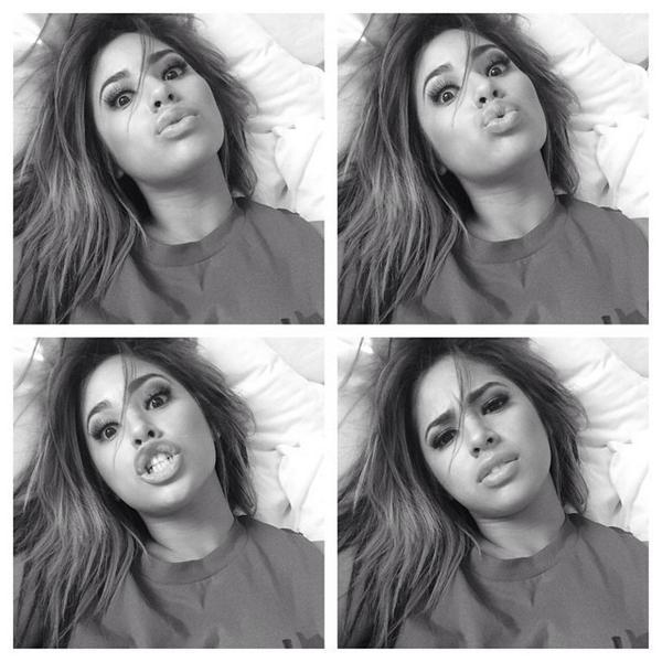  @jasminevillegas: Thassss cute right ? 😝 pero like… 