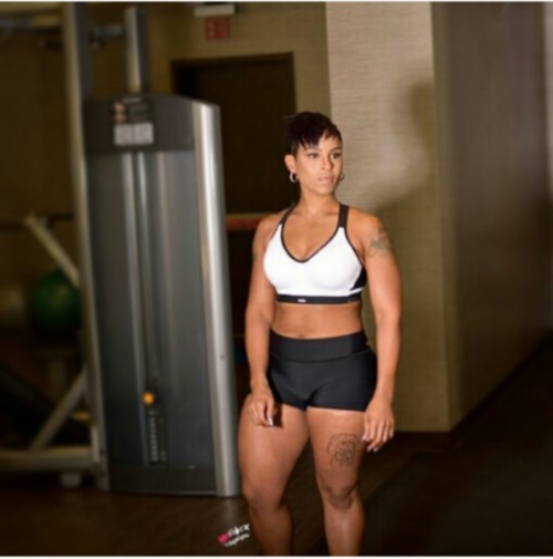 http://bigclitblackwomen.tumblr.com/post/144352048193
