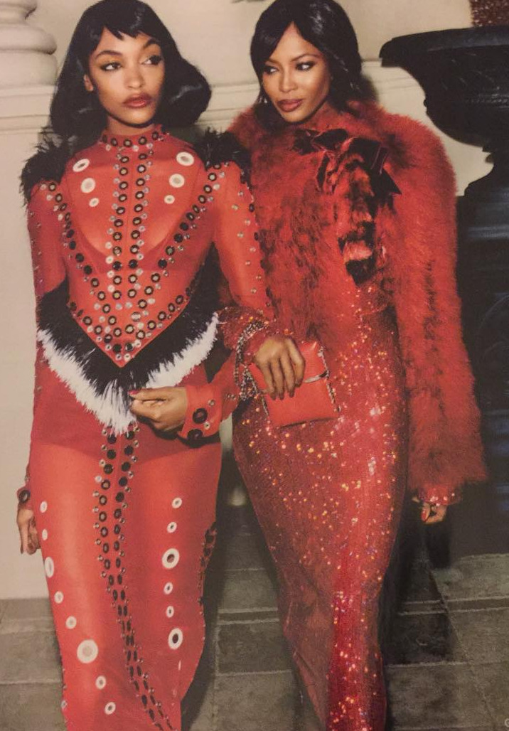 howtobeafxxkinglady:  OK can we talk about Jourdan and Naomi being shot together