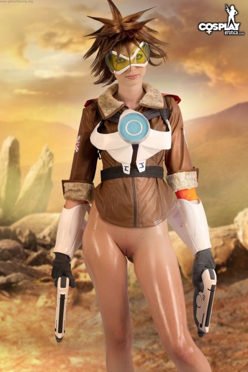 alex-kim-ak:  Leyla