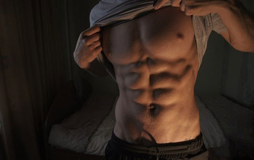 good-boy-mikey:  As you work HARD those powerful jockboy muscles will bulge more