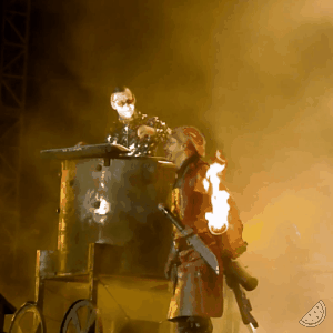miscreantmelon:when your dinner just won’t die so you gotta get the big gun…