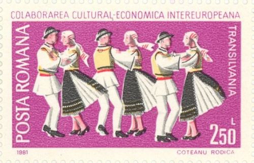 officialromaniantranslatiuni: zvetenze: Romanian folk dances, 1981 me @ dobrogeni: sorry, guys&helli