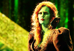 bellegold:  female awesome meme: favorite female antagonists [4/5]     ↳