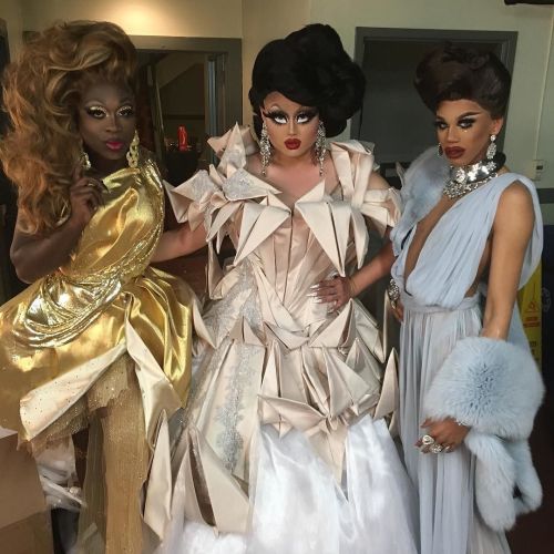 maryjblige:  by @naomismalls on Instagram http://ift.tt/24XoPNy
