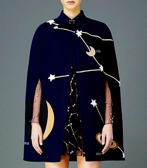 VALENTINO PRE-FALL 2015Holy stars! Valentino&rsquo;s Pre-Fall 2015 is otherworldly. This collect