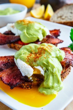 yummyinmytumbly:  Eggs Benedict with Bacon, Avodaise (Avocado Hollandaise) and Harissa