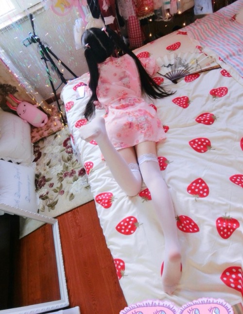 aiiuv: 仙女是不会吃醋的 更不会哭鼻子 投食喂养➕q3305873344