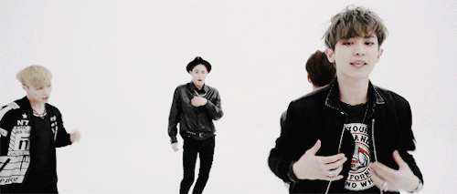 celestyeol: chanhun's rap break in call me baby~ ♫ ♪