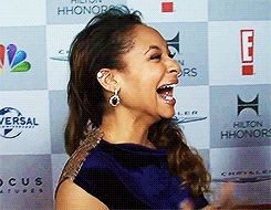 the-absolute-best-posts:  highlyscandalised: Raven Symone being, well, Raven. + 