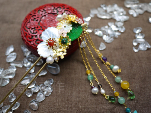 Handmade Chinese hair ornaments by 羯印绘馆