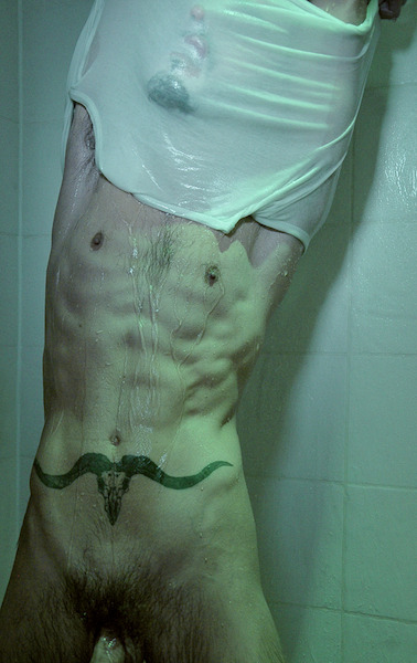 chelseabanker:  LEAN DEFINED AND WET