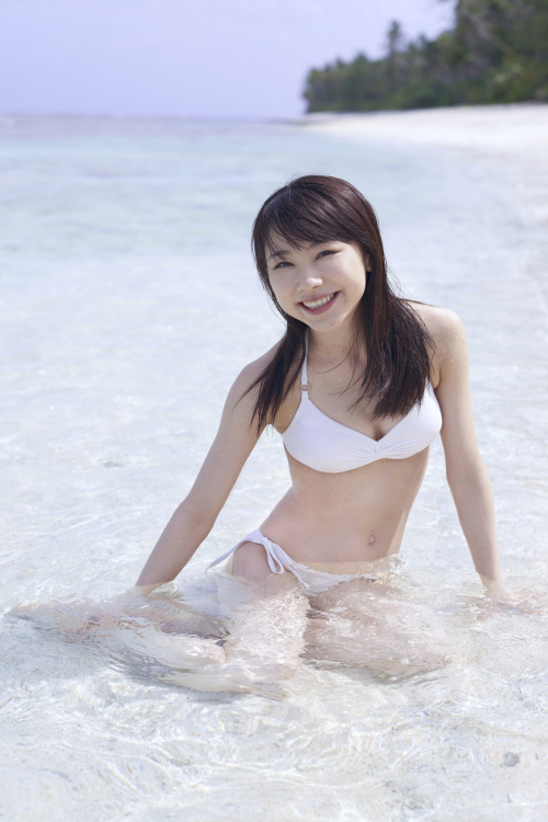 hpbikinis:  Ishida Ayumi, 2016, H!P Digital Books #149 Vol. 1