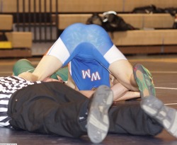 wresspeedo:  nice ae undies on this wrestler