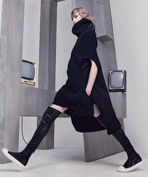 aurorae:  The Big Easy, Vanessa Axente in Rick Owens F.W. 2014 photographed by Craig McDean for T Magazine, September 2014