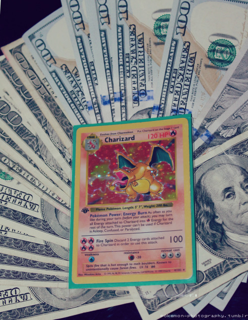 pogo-to-the-pub:everyonelovesrobots:constarlations:This is the money Charizard. Reblog and you will 
