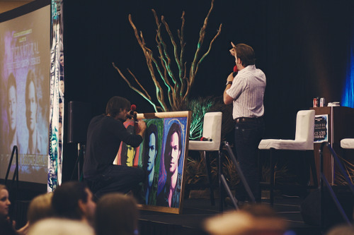 colfer-my-criss: J2 panel! Man, I simply loved those two.  восхитительные фото, как будто кто-то п